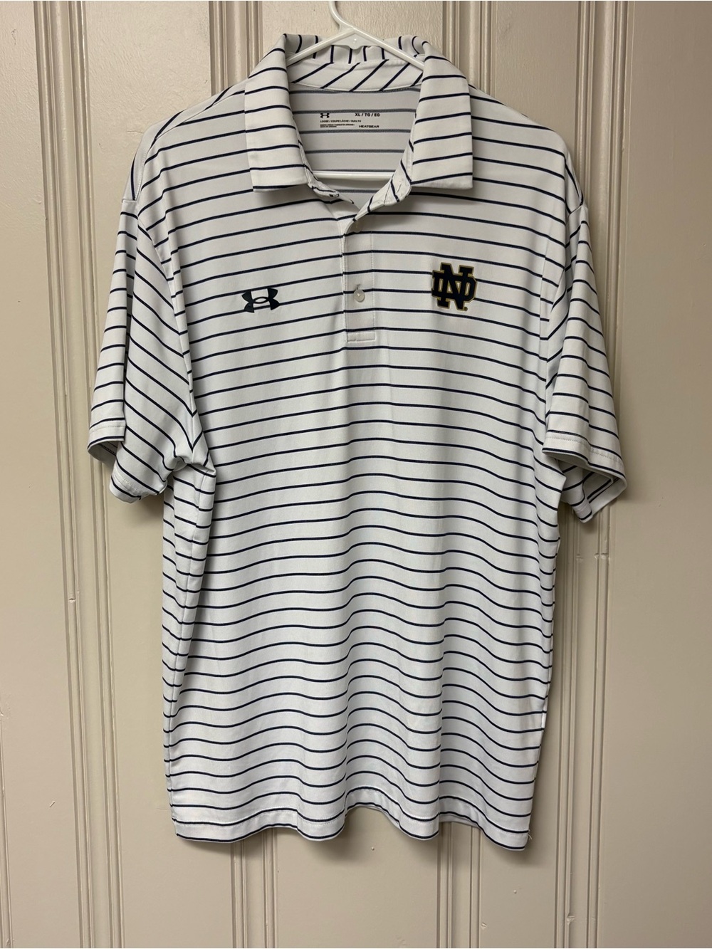 Under Armour Notre Dame Fighting Irish Striped Polo Shirt XL (0238)